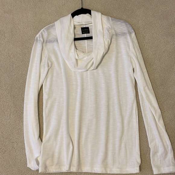 2 Zara shirts size S - Picture 3 of 6